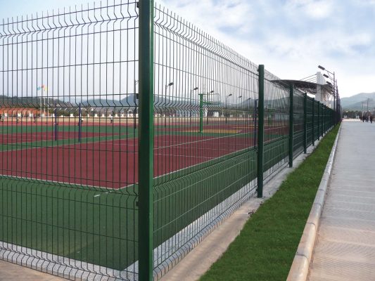 wire mesh fence